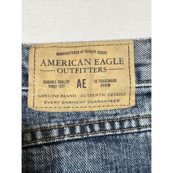 American Eagle Button Fly Straight Leg Jeans Womens 10 Medium Wash Denim USA - Picture 14 of 15